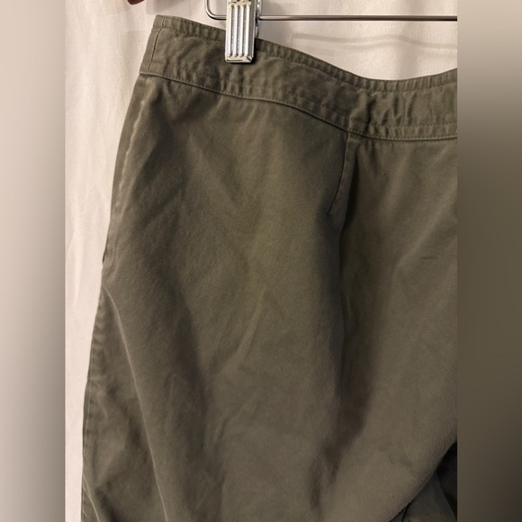 Tommy Bahama green Bermuda shorts size 8 - Picture 4 of 8